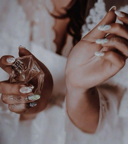 The invisible signature: How perfume shapes our daily lives.