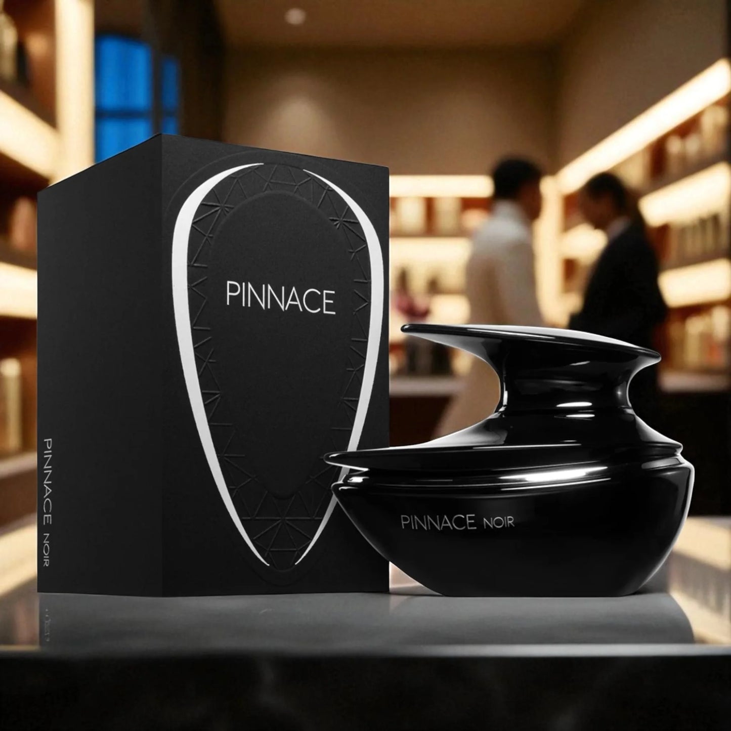 PINNACE NOIR | French Avenue